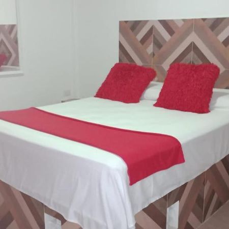 Hostal Kumbaya Santa Marta  Buitenkant foto