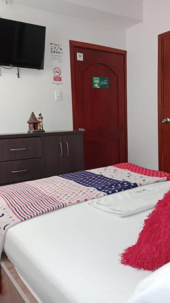 Hostal Kumbaya Santa Marta  Buitenkant foto
